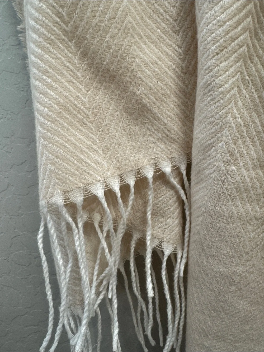 Vince Camuto Cream Woven Fringe Throw Scarf